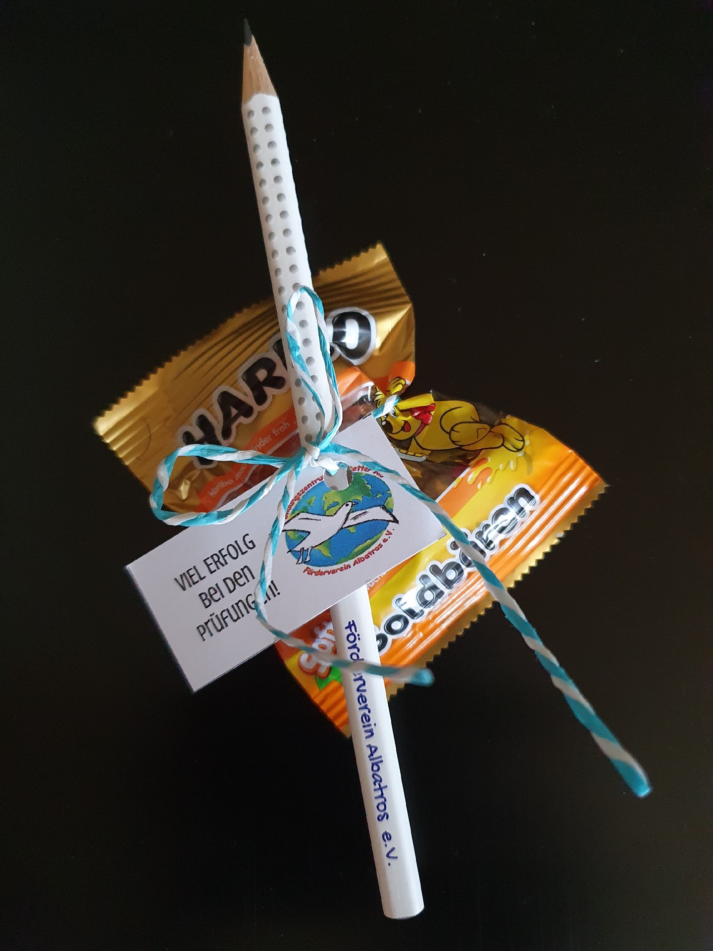 2023 05 17 Albatros Geschenk Prüfungen